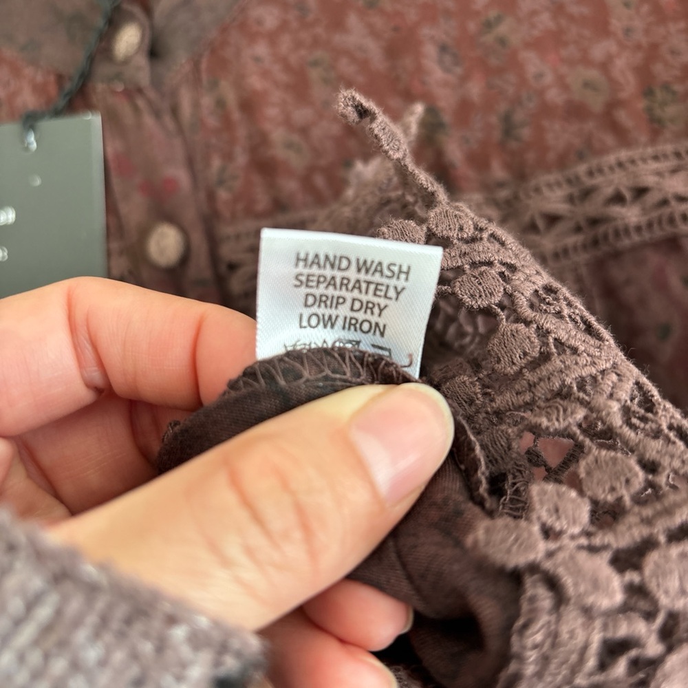 Young Threads Earthy Boho Button Down Cropped Shi… - image 5